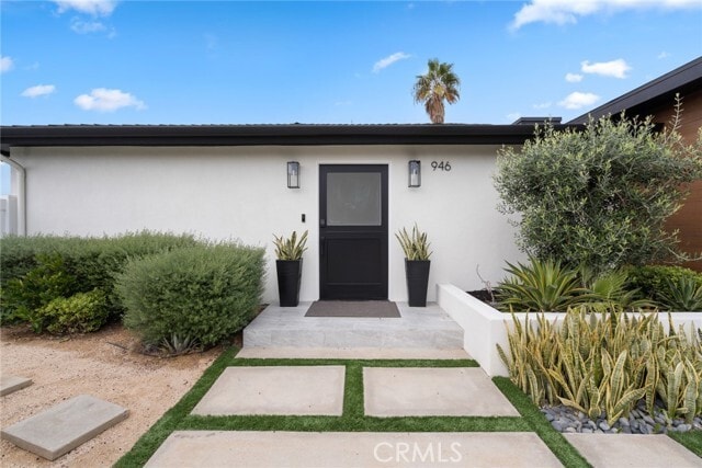 946 Avenida Presidio