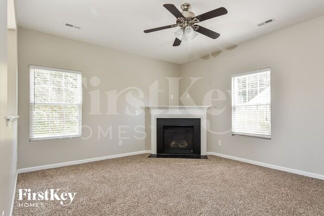 Photo - 137 Silver Creek Trail