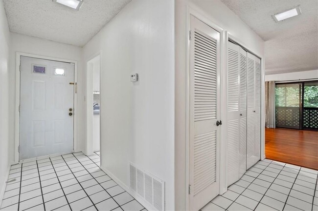 Photo - 2205 Surrey Ct