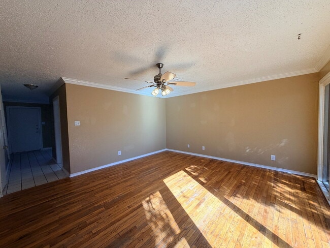 Photo - "Charming 3-Bed, 2-Bath Home in Lubbock – Spacious 1,233 Sq Ft Gem on 33rd Street!"