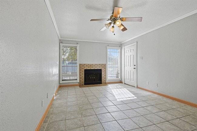 Photo - 3900 Woodchase Dr Unidad 67