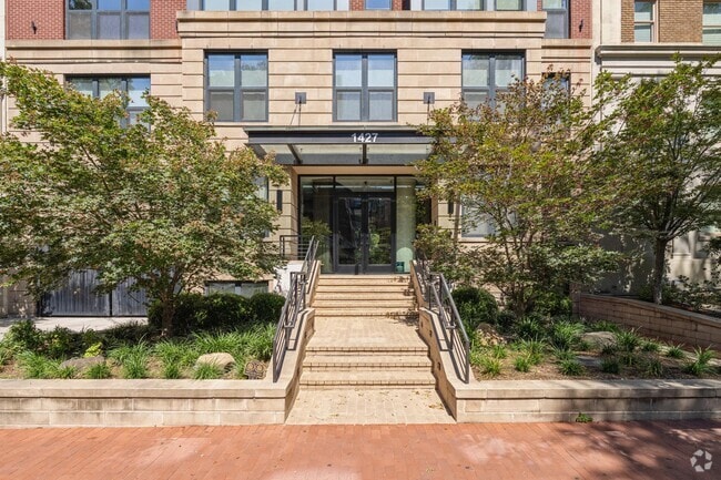 Building Photo - 1427 Rhode Island Ave NW Unit # 202 Rental