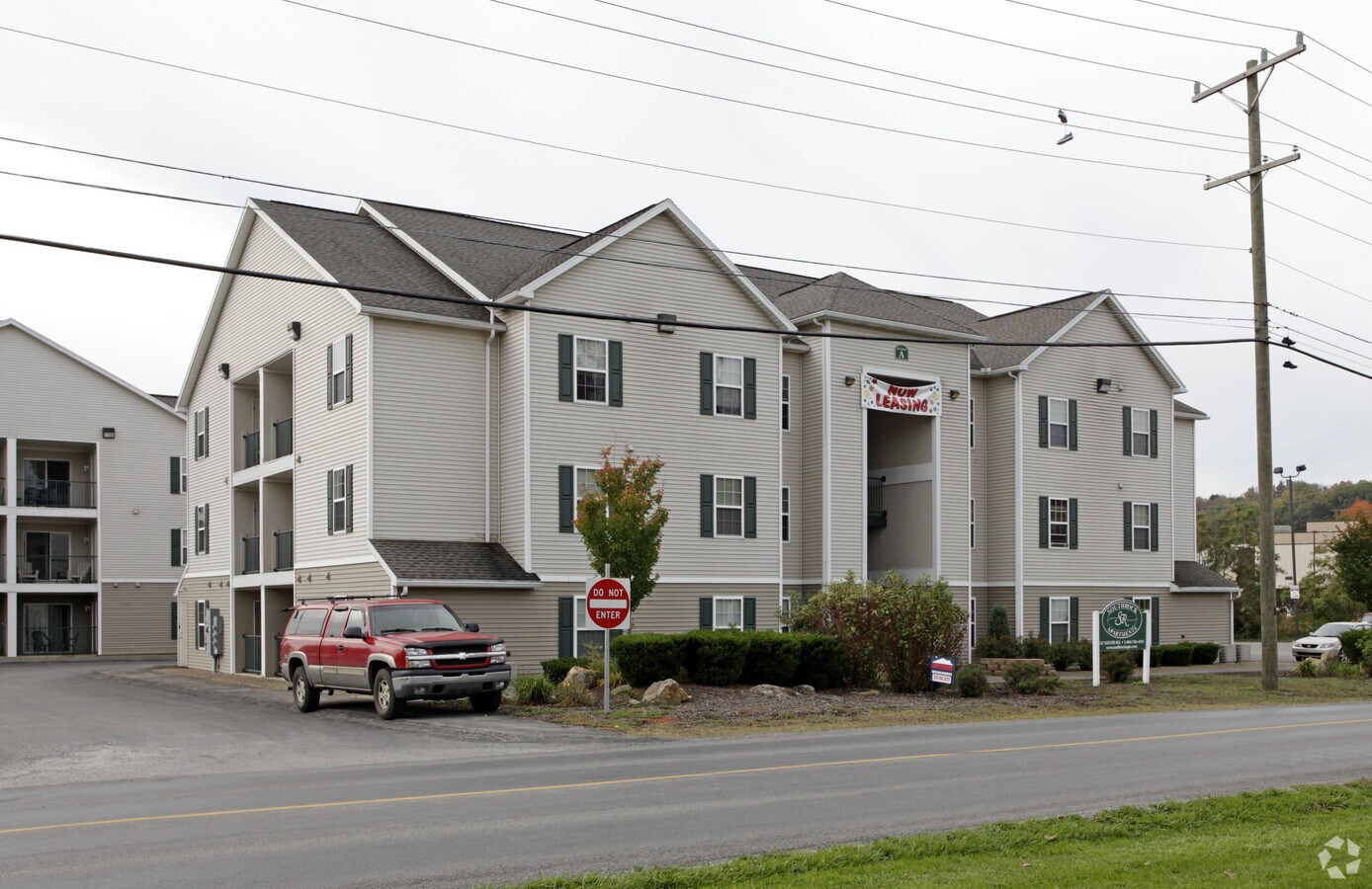 South Rock Apartments Slippery Rock, PA