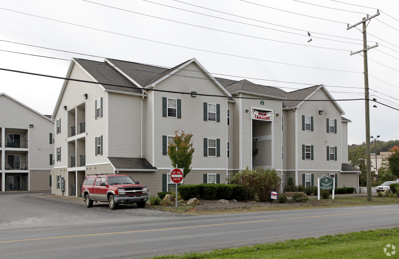 South Rock Apartments - South Rock Apartments