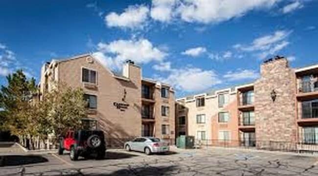 Building Photo - Perfectly Located Carriage House Condo