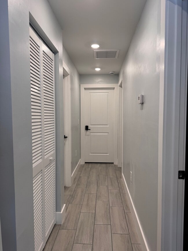 Photo - 3667 Michigan Ave