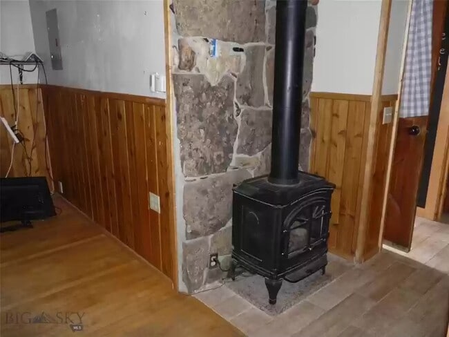 Photo - 63831 Gallatin Rd