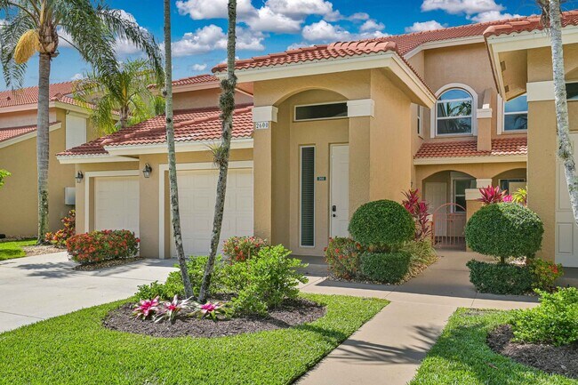 Photo - NOW AVAILABLE - Gorgeous Condo in Huntington Lakes!