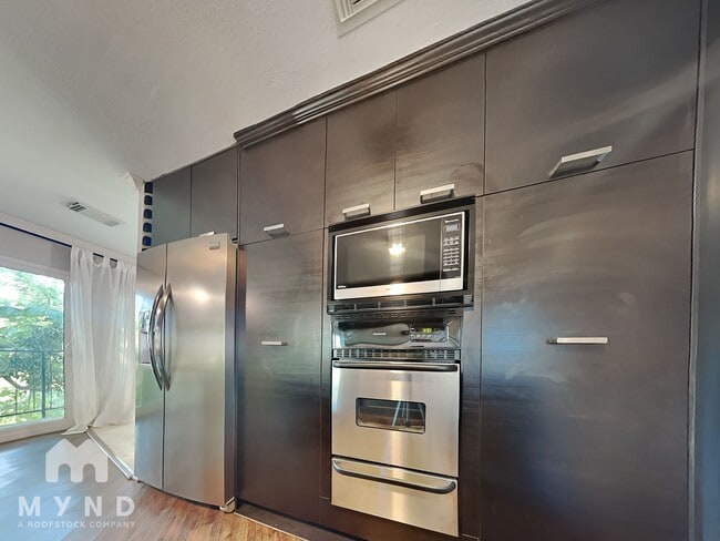 Photo - 8211 Katy Fwy Unit 39