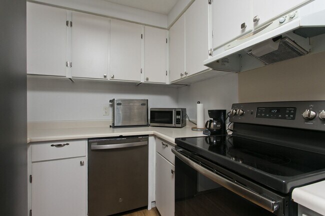 Photo - Available Now, Hokulani in Kailua, 1 Bedroom 1 Bath Unit C104