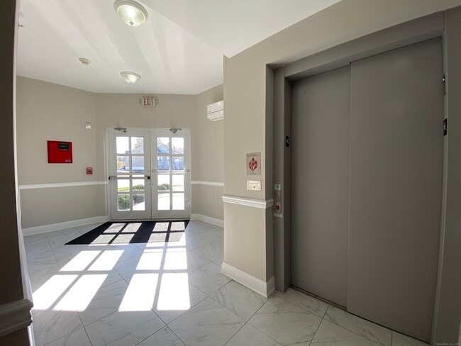 Photo - 314 Bridgeport Ave