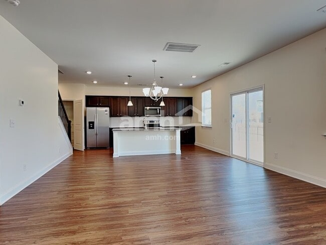 Photo - 2132 Laurel Vlg Cir