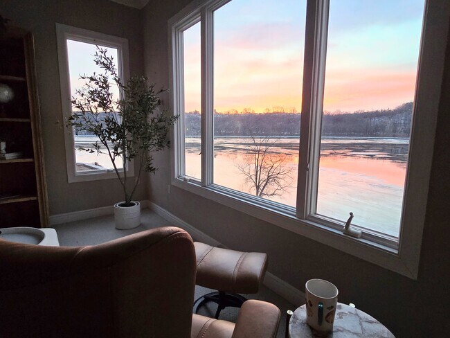 Photo - 117 St Charles Ct