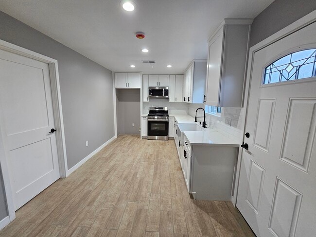 Photo - 225 Harding Ave