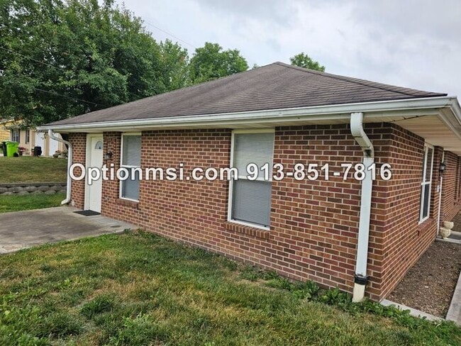 Photo - Main level living!