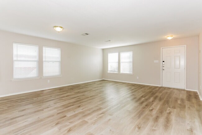 Photo - 3008 Southern Hills Ln