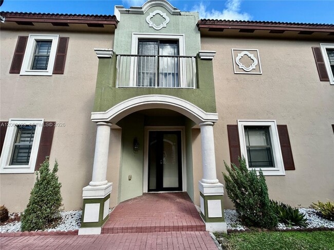 Photo - 607 NE 35th Ave