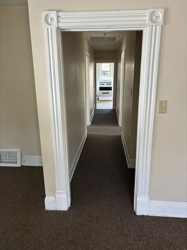 Photo - 1675 Van Buren Ave Unit Upper