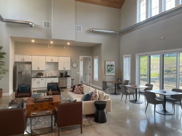 Photo - 5380 Robinwood Ct