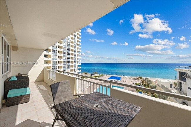 Building Photo - 3180 S Ocean Dr Unit 516