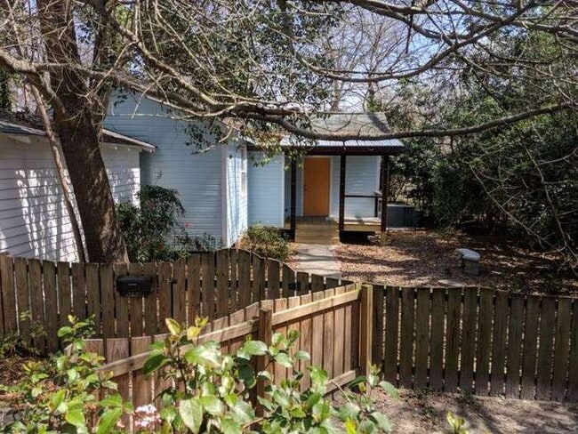 Photo - Chamberlain Cottage