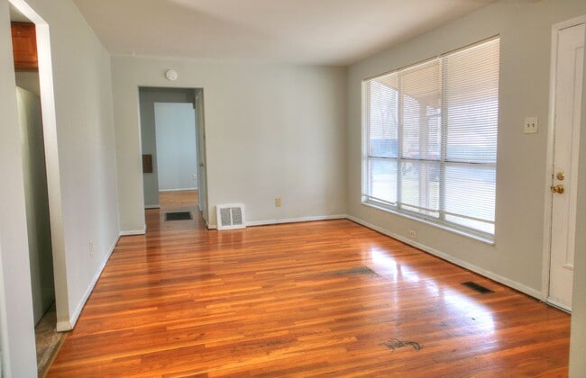 Photo - House for Rent in Florissant