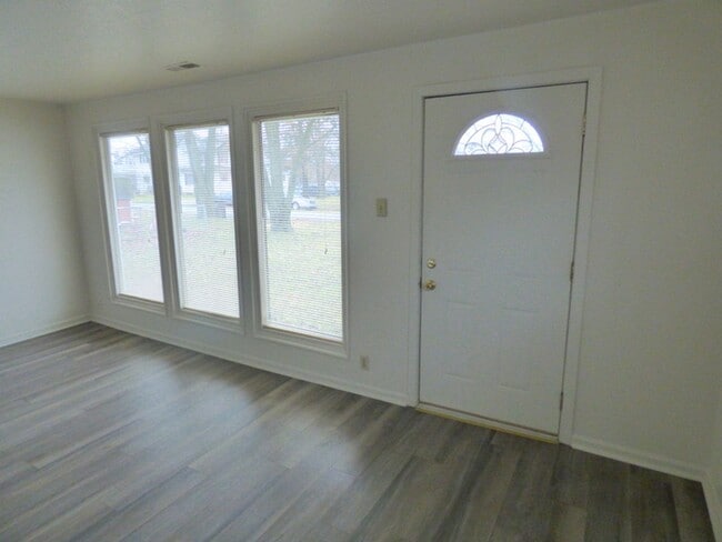 Photo - 308 Pursley Dr