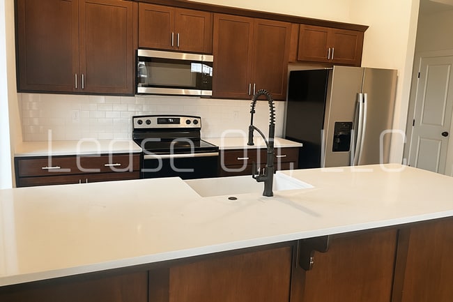 Photo - Spacious 3 Bedroom Home in Chalet Ridge with Large Yard