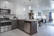 1BR, 1BA - 715SF