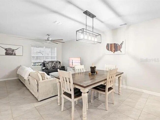 Photo - 635 Belgrove St