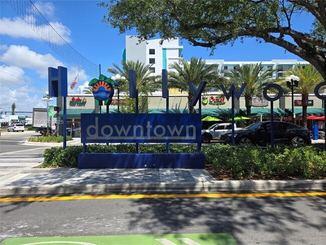 Photo - 2247 Jackson St