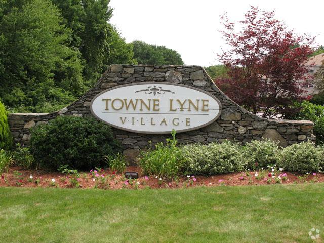 Building Photo - Towne Lyne Village Rental