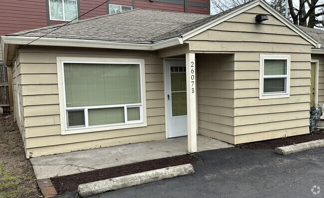 Building Photo - 2607 SE 101st Ave Rental