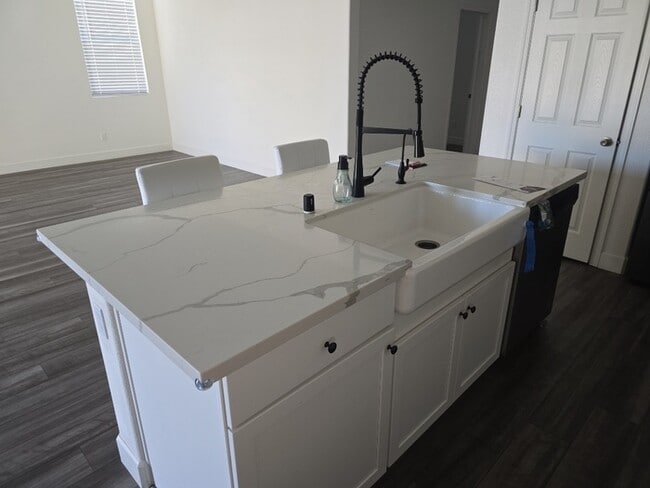 Photo - 644 Belmont Dr