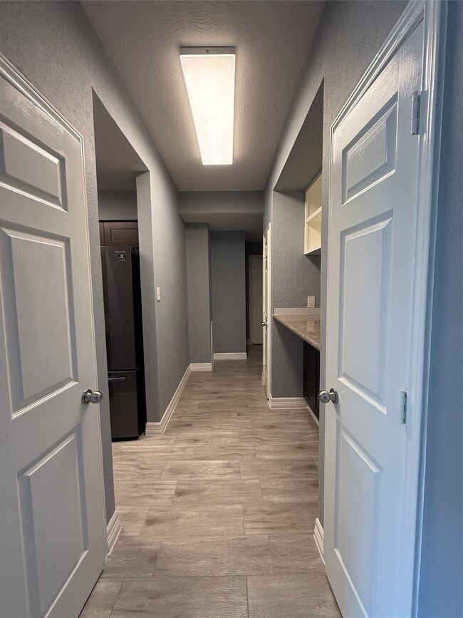 Photo - 5830 Clarewood Dr