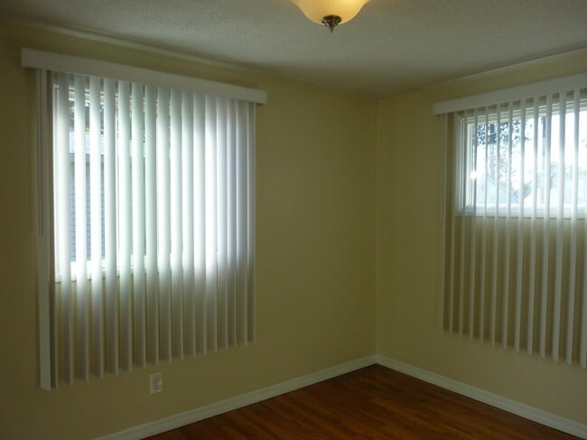Photo - 1211 W Dalke Ave