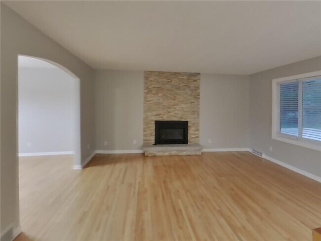 Photo - 6421 Limerick Dr