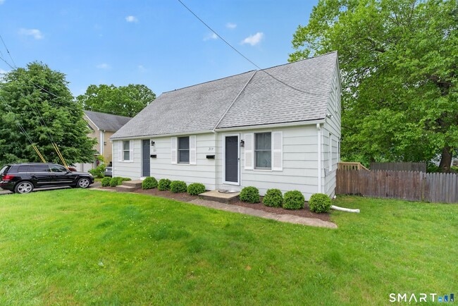 Photo - 221 Meadows End Rd