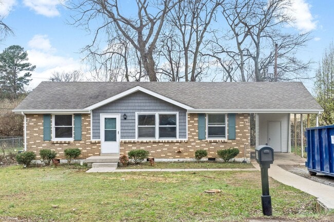 Photo - 3 Bedroom 2 Bath Renovated Pet Friendly Home For Rent!