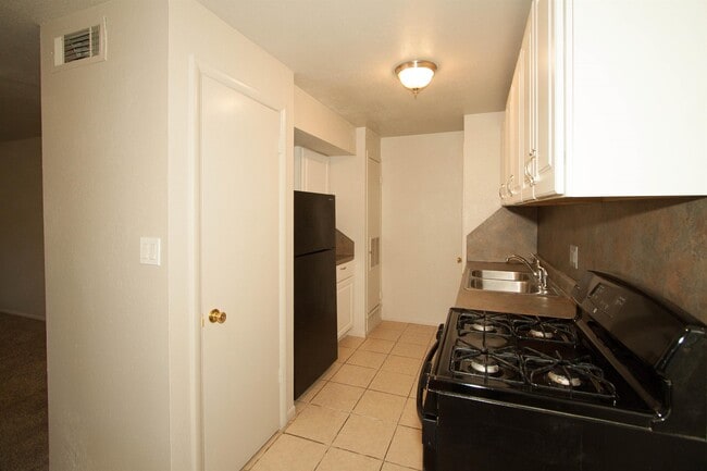 Photo - 109 S 9th St