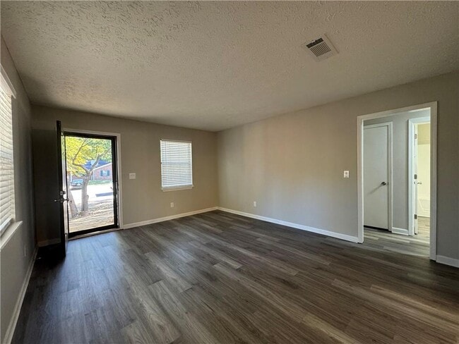 Photo - 1959 Patterson Ct