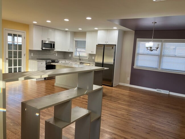 Photo - 3004 Nathanael Rd