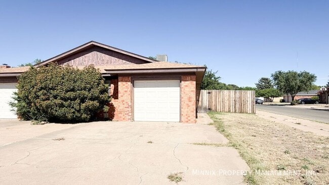 Photo - 7807 Ave. X-B