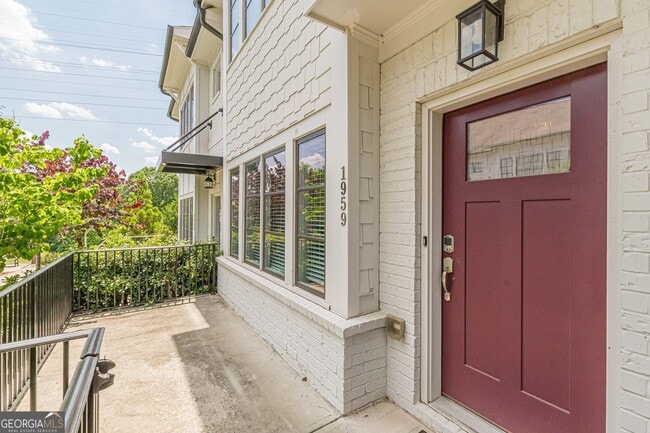 Photo - 1959 Summit Trace Cir NW