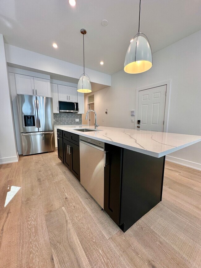 Photo - 2950 N Sheffield Ave Unit 3F