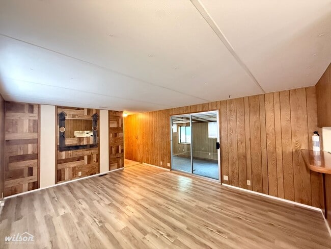 Photo - Charming 2 Bed, 2 Bath Home with Water, Sewer and Garbage Paid!