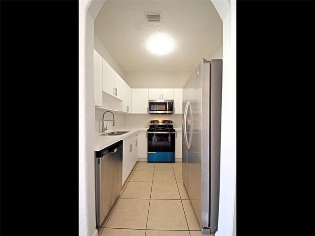 Photo - 1301 N Santa Catalina Cir Townhome