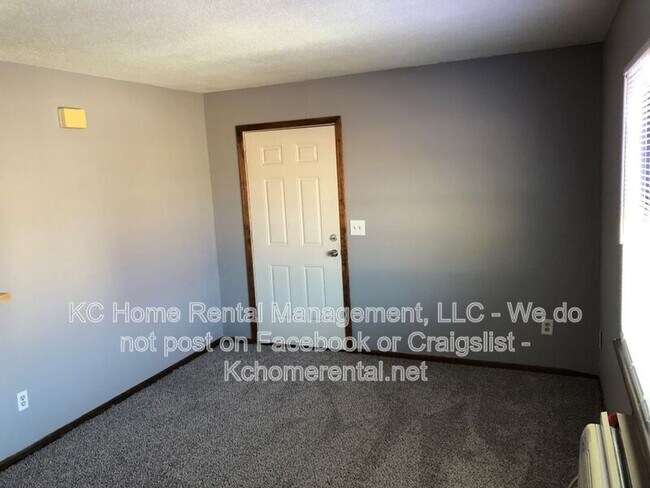 Photo - 551 N Somerset Terrace