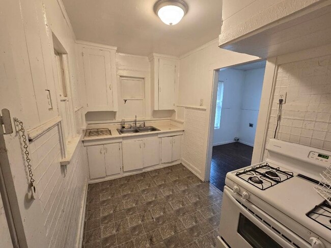 Photo - 100 S Fairmont St Unit 1- A- front