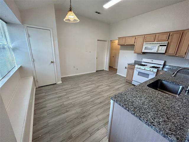 Photo - 4421 Crystal Ln